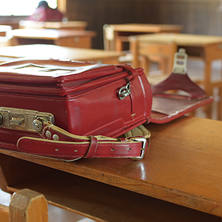 使いなれた鉛筆が筆に変わります